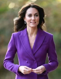 Kate Middleton torna alla ribalta: la sua prima apparizione dopo l’intervento addominale